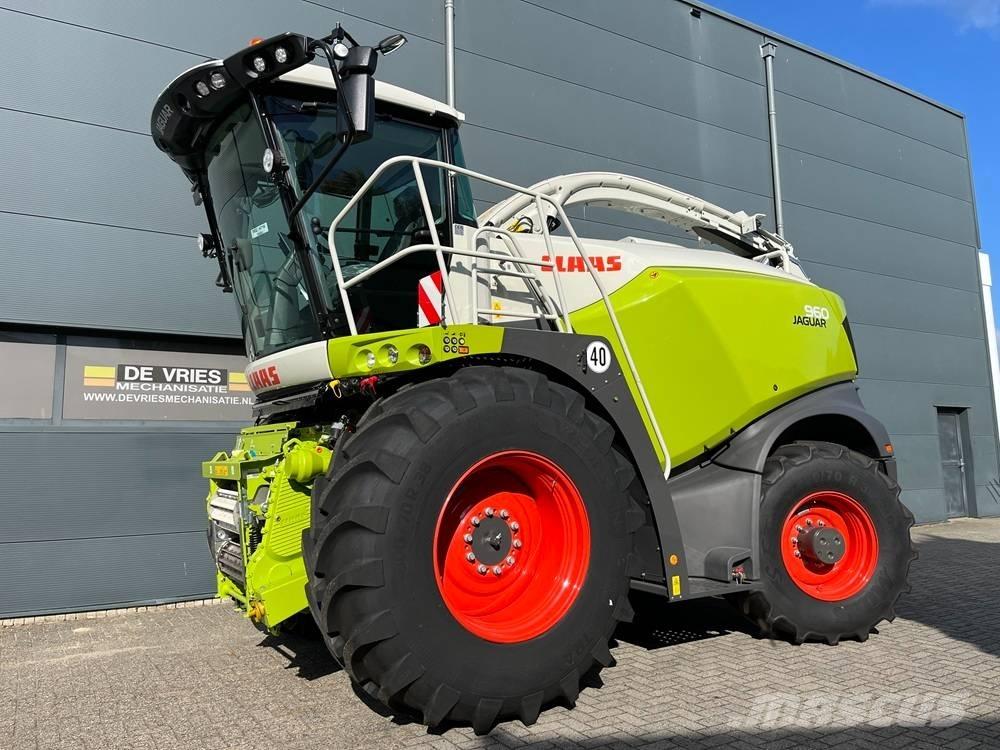 CLAAS Jaguar 960 自走式フォレージハーベスター