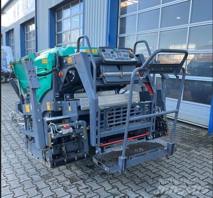 Vögele Super 800i 建設機械 -　その他