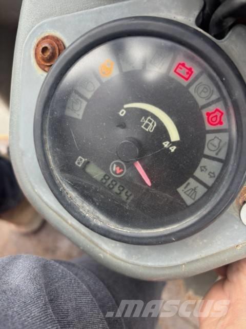 Wacker Neuson 5001 サイト　ダンプ