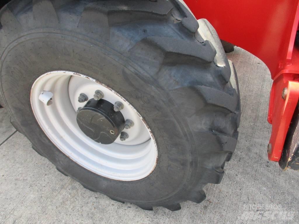 Manitou MT 1440 (869) テレスコーピックハンドラー