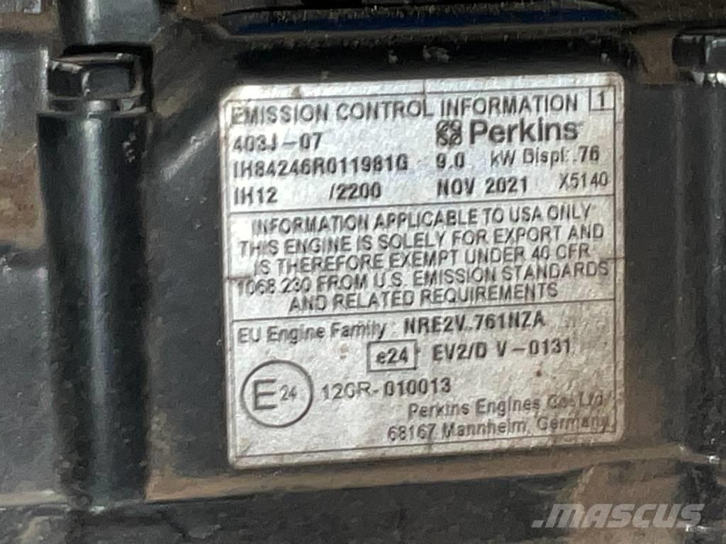 JCB 8008 CTS ミニ油圧ショベル 7t以下（ミニユンボ・ミニディガー）