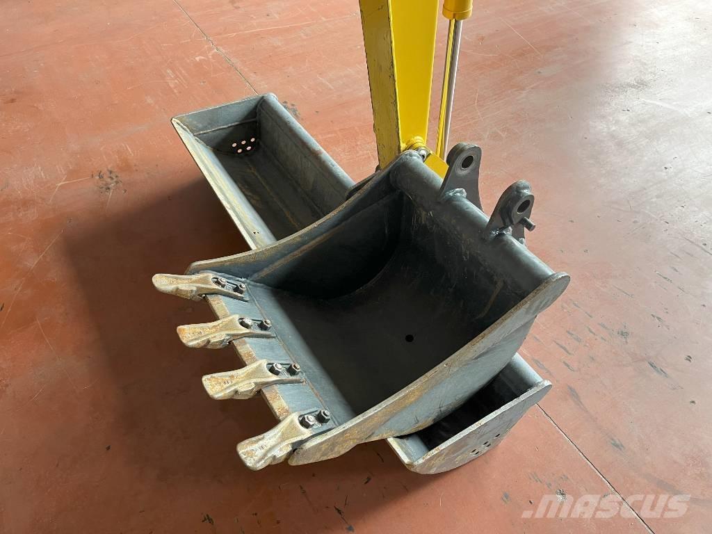 Komatsu PC 24 MR 5 ミニ油圧ショベル 7t以下（ミニユンボ・ミニディガー）