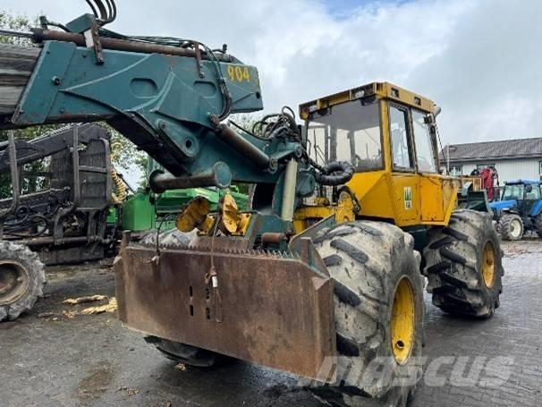 HSM 904 Z スキッダー