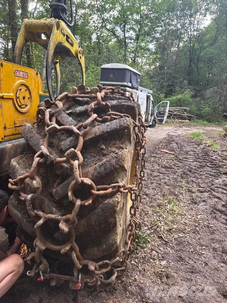 HSM 904 Z スキッダー