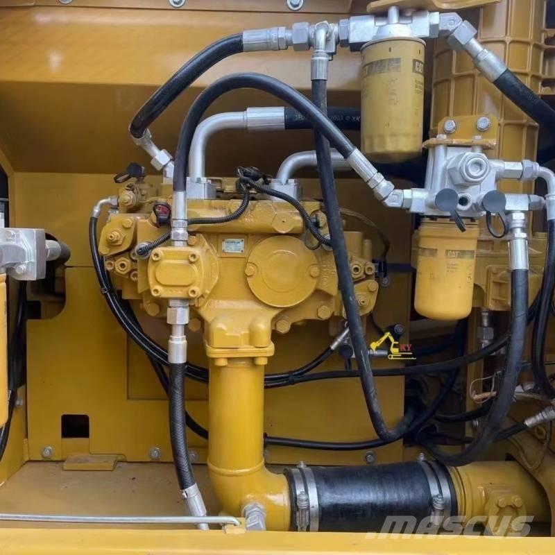 CAT 324 D 大型油圧ショベル12t以上（パワーショベル・ユンボ）