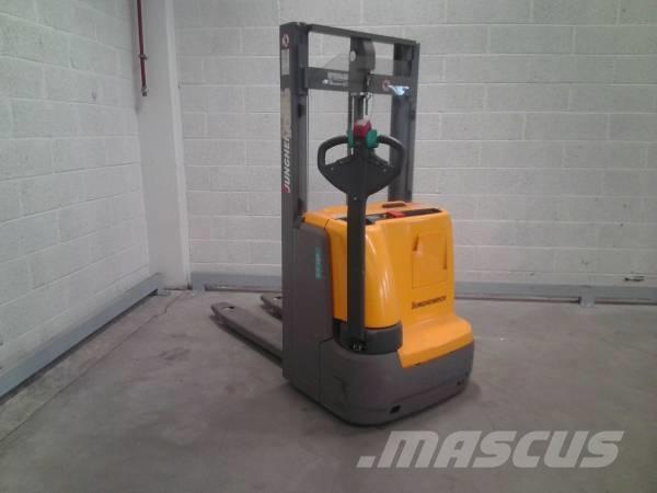 Jungheinrich EJC 110 ウォーキンフォークリフト