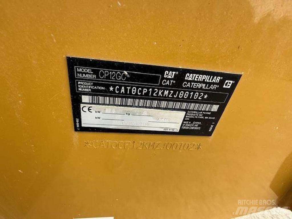 CAT CP12 GC ソイルコンパクター
