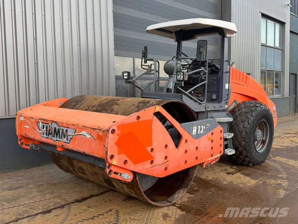 Hamm H13i VIO 振動ローラ