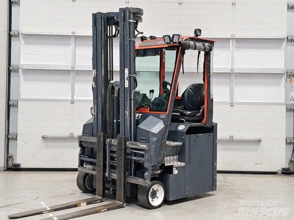 Combilift CBE2500 サイドローダー
