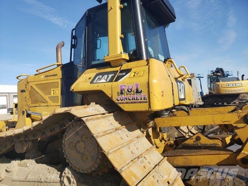 CAT D 6 N LGP ブルドーザー