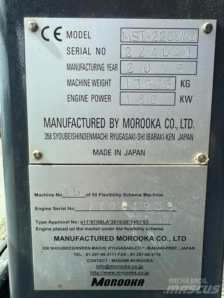 Morooka MST 2200 V D キャリアダンプ