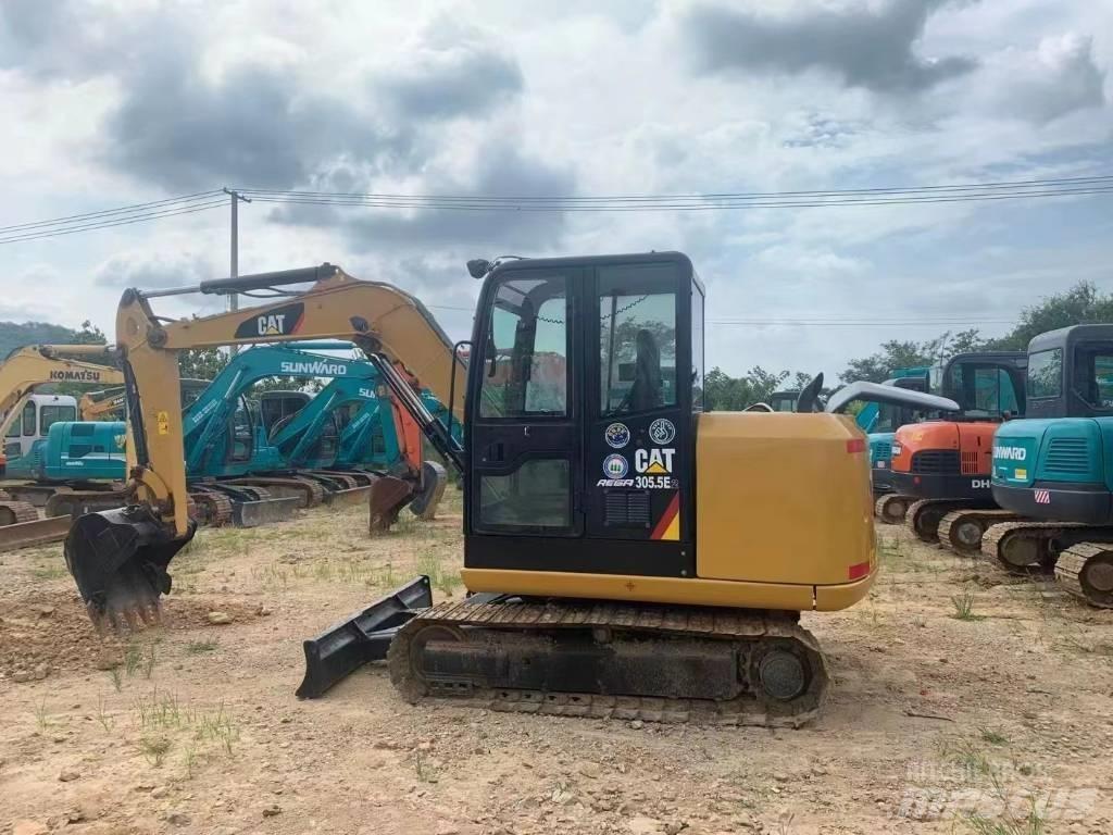 CAT CAT305.5E 大型油圧ショベル12t以上（パワーショベル・ユンボ）