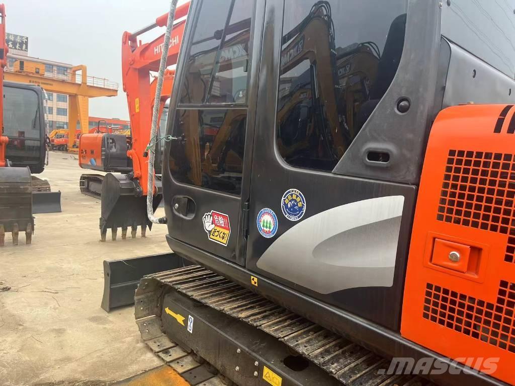 Hitachi ZX 60 ミニ油圧ショベル 7t以下（ミニユンボ・ミニディガー）