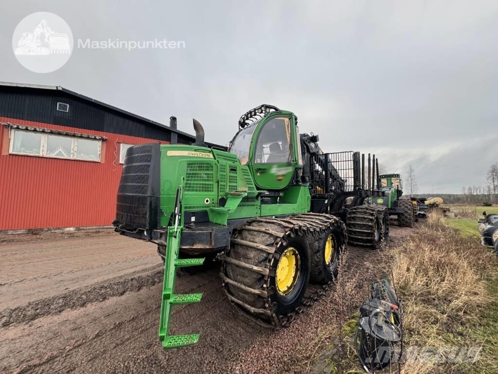 John Deere 1910 G フォワーダー
