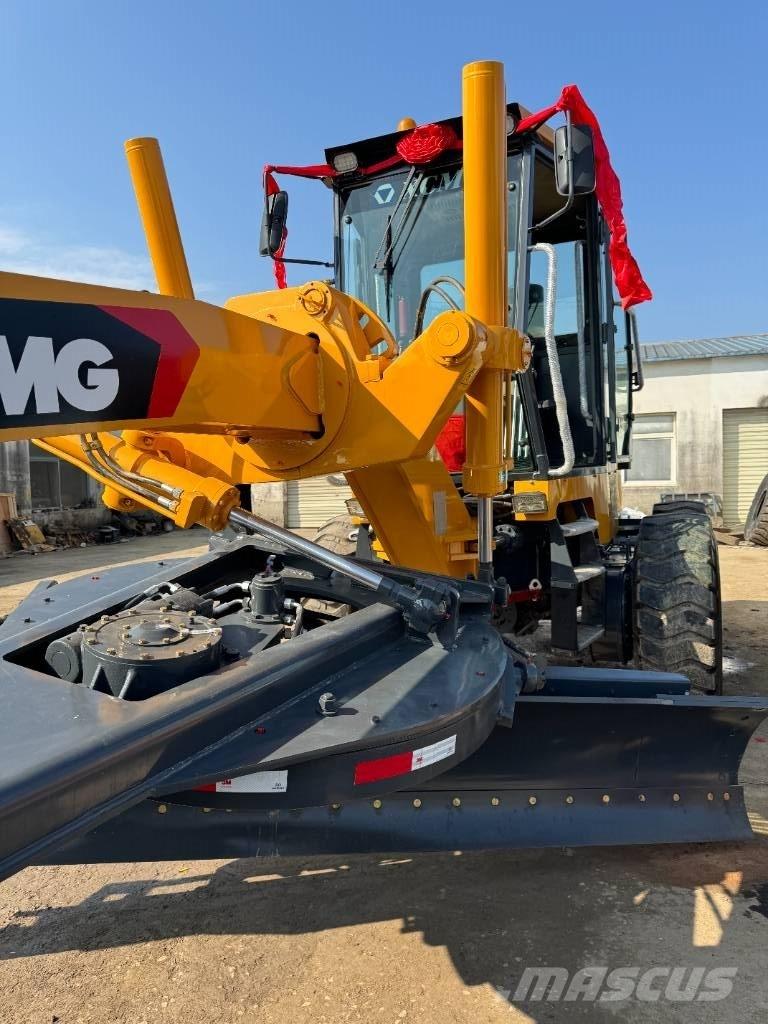 XCMG GR 2153 モーターグレーダー