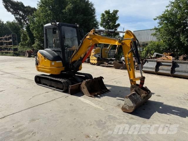 Kubota KX 61 ミニ油圧ショベル 7t以下（ミニユンボ・ミニディガー）