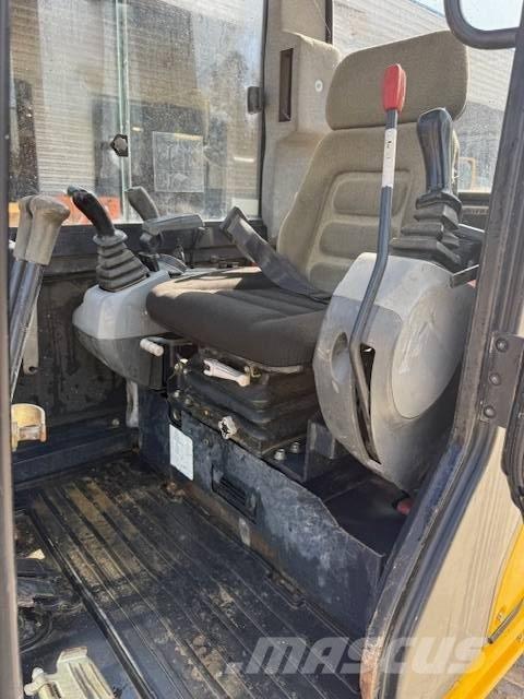 Kubota KX 61 ミニ油圧ショベル 7t以下（ミニユンボ・ミニディガー）