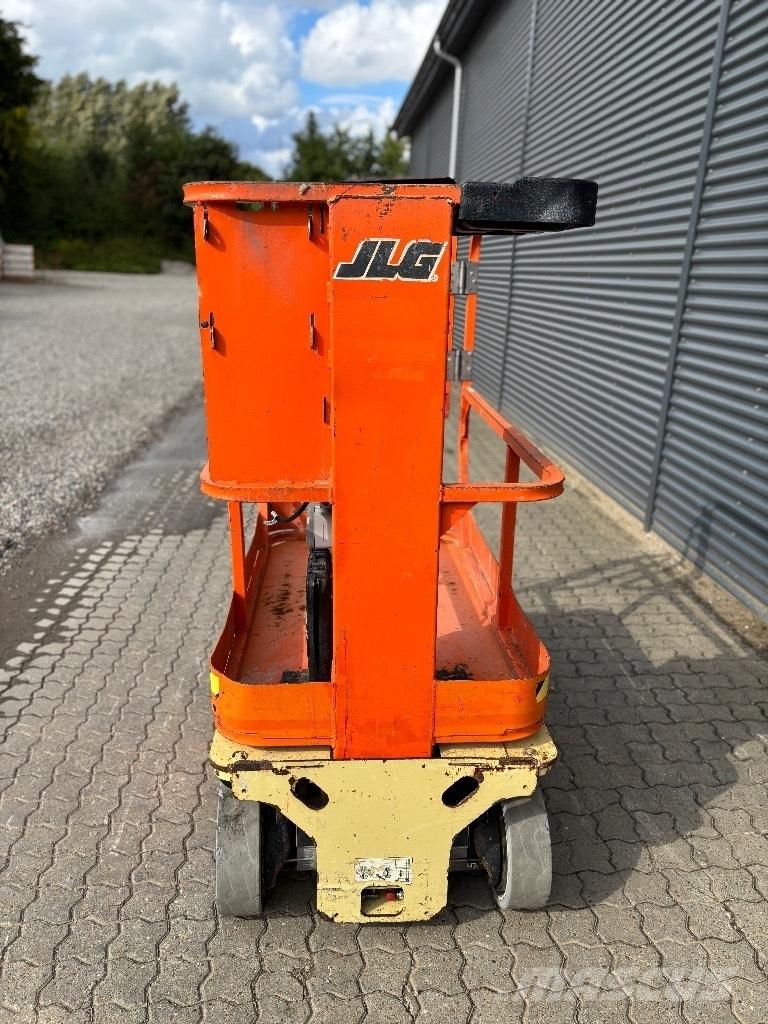 JLG 1230 ES 垂直昇降型リフト