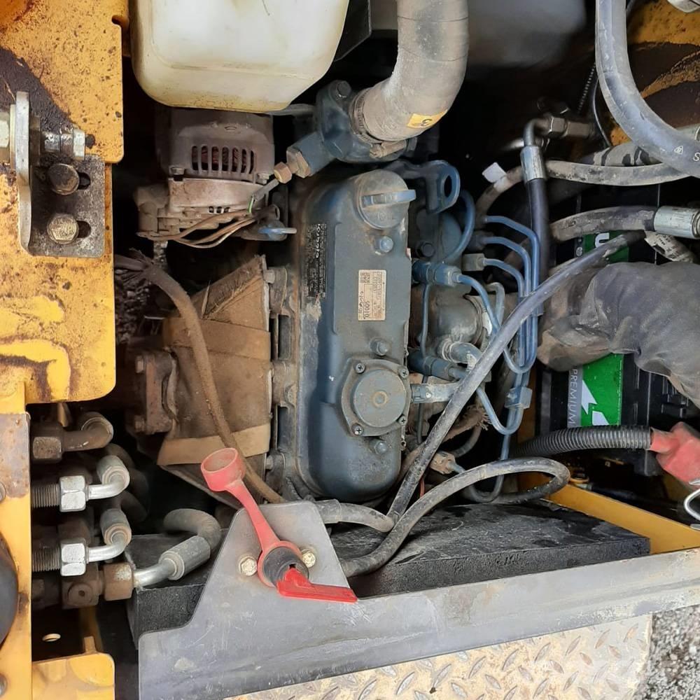 Mecalac TA1 サイト　ダンプ