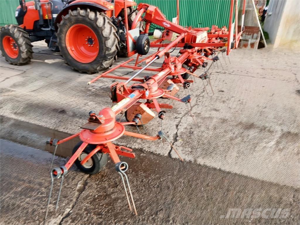 Kuhn GF8501 MH テッダー・テッダーレーキ