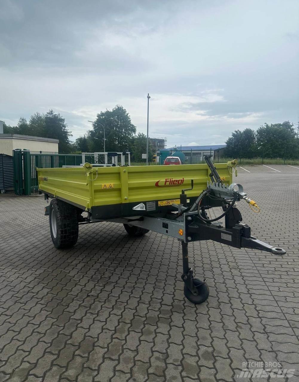 Fliegl EDK 50 汎用トレーラー