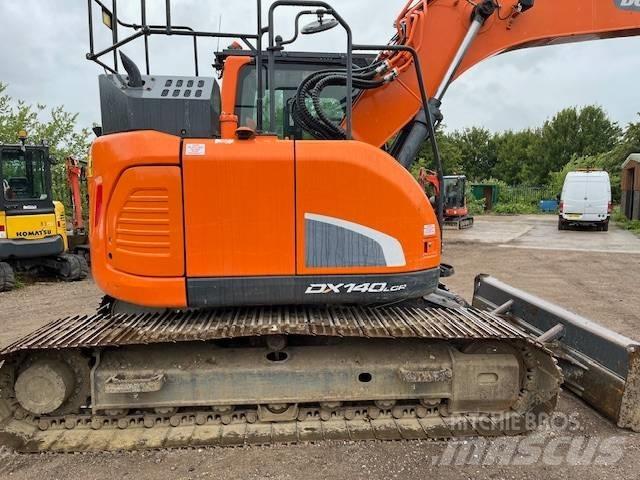 Doosan dx140lcr-5 大型油圧ショベル12t以上（パワーショベル・ユンボ）