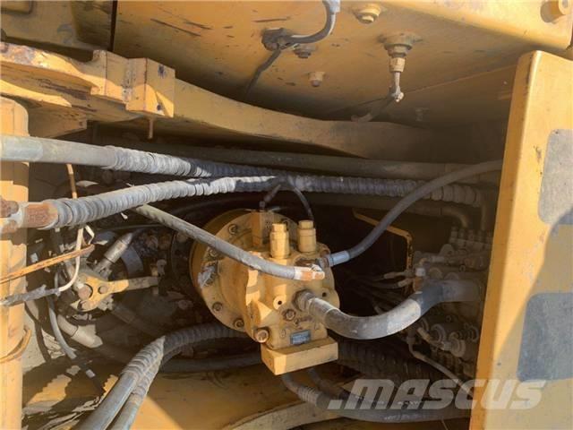 Hyundai R215-7 大型油圧ショベル12t以上（パワーショベル・ユンボ）