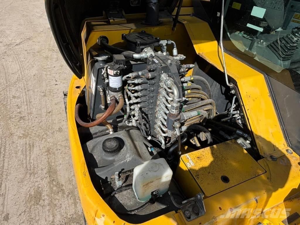 Komatsu PC 80 MR 中型油圧ショベル 7ｔ-12ｔ（ユンボ・パワーショベル・バックホー）