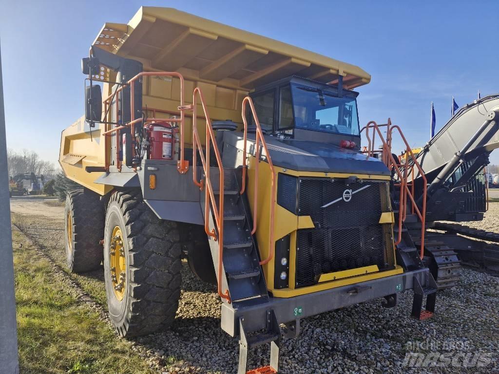 Volvo R 70 D リジットフレーム式ダンプトラック