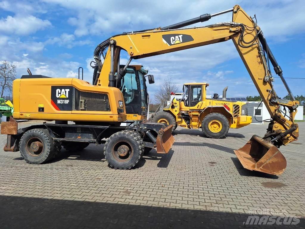 CAT M 318 F ホイール式油圧ショベル（パワーショベル・ユンボ・バックホー）