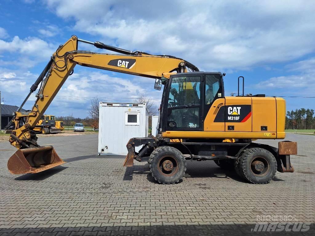 CAT M 318 F ホイール式油圧ショベル（パワーショベル・ユンボ・バックホー）
