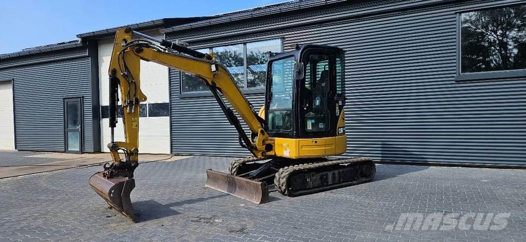 CAT 303.5E ミニ油圧ショベル 7t以下（ミニユンボ・ミニディガー）