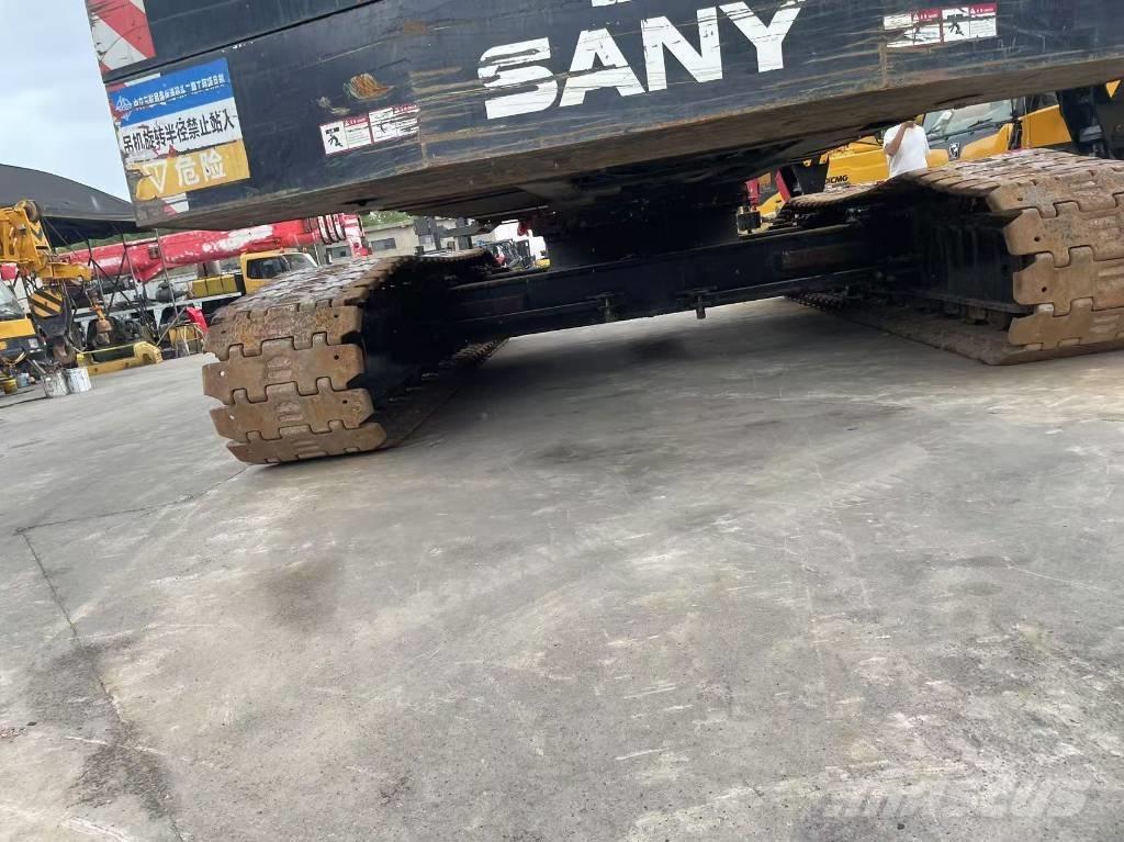 Sany SCC 600 A-6 クローラクレーン