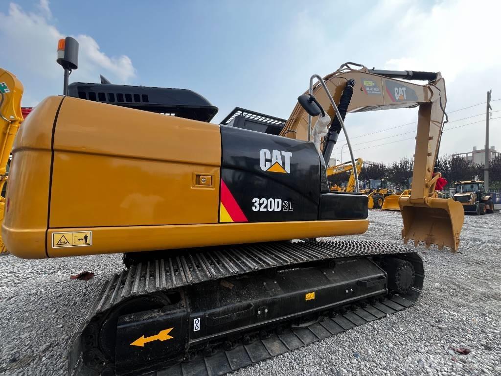CAT 320 D 大型油圧ショベル12t以上（パワーショベル・ユンボ）