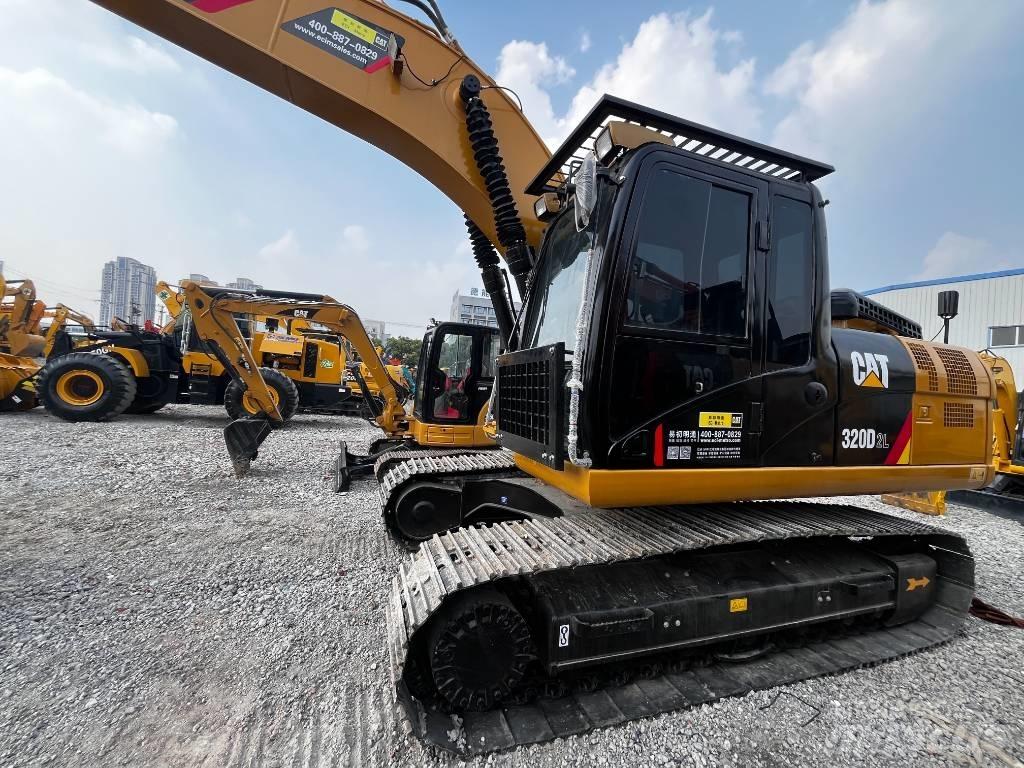 CAT 320 D 大型油圧ショベル12t以上（パワーショベル・ユンボ）