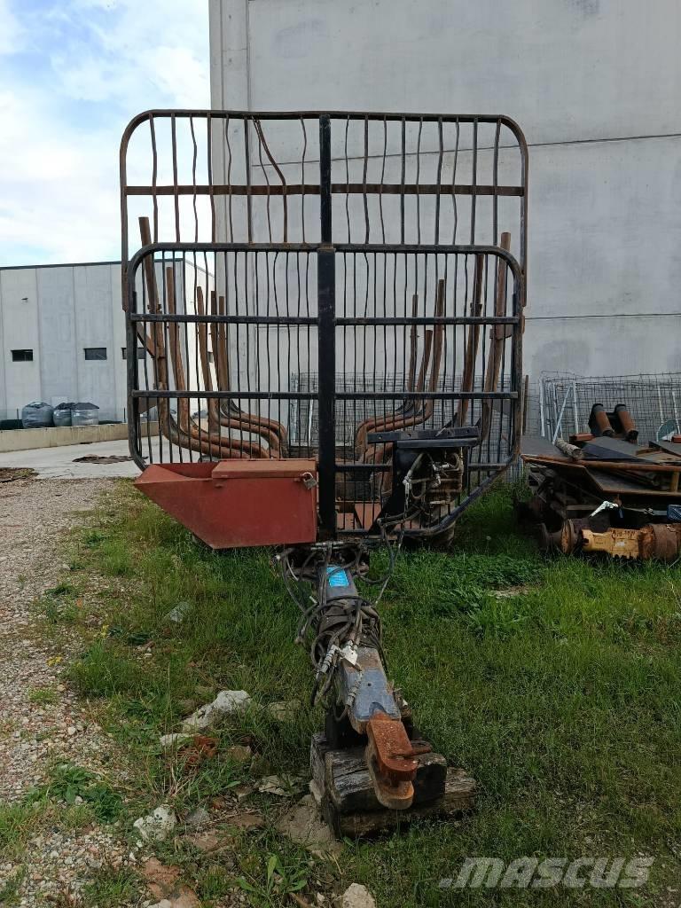 Pfanzelt Stufenlos 林業トラクター