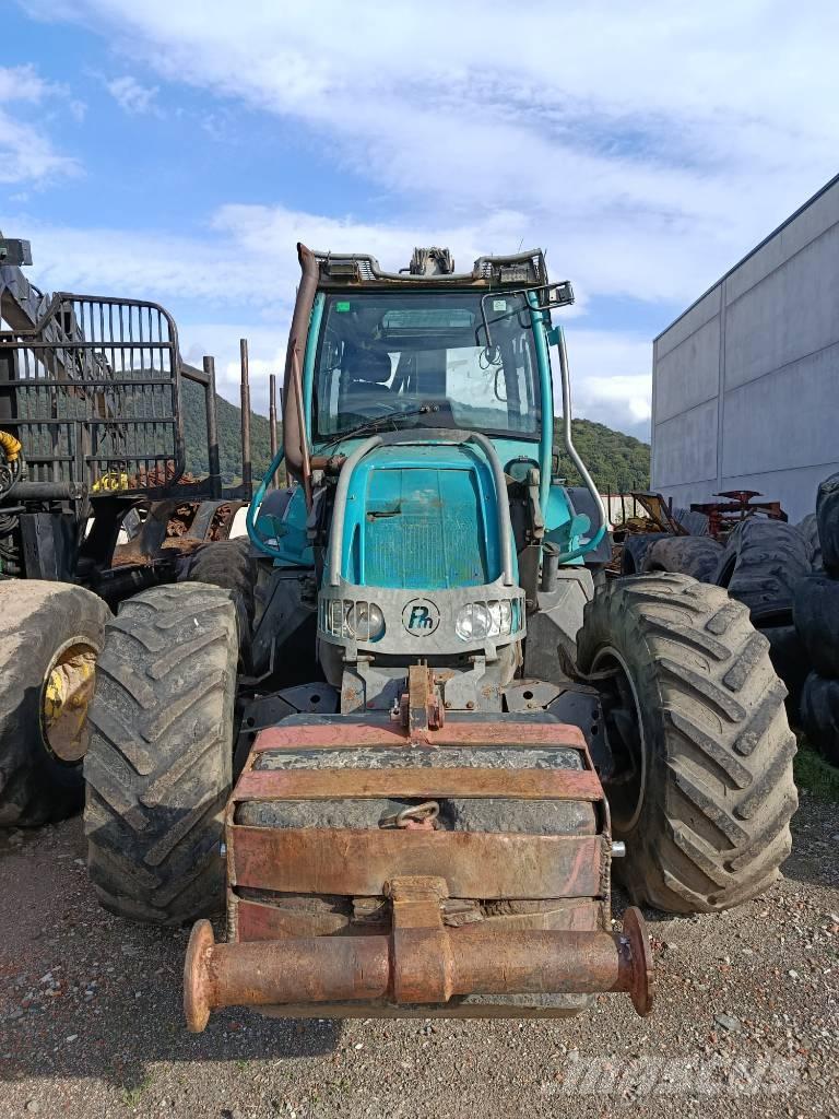 Pfanzelt Stufenlos 林業トラクター