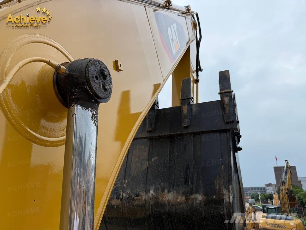 CAT 320 D 大型油圧ショベル12t以上（パワーショベル・ユンボ）