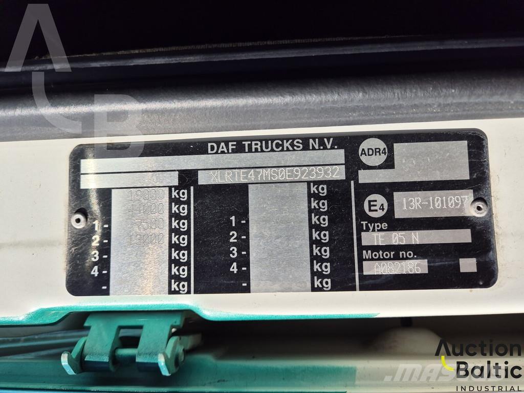 DAF FT XF105 中古トラクターヘッド | トレーラーヘッド