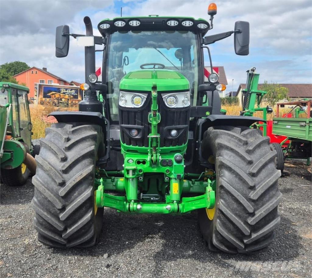 John Deere 6R 145 トラクター