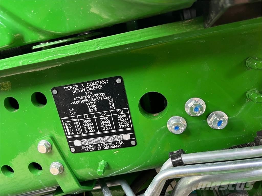 John Deere 6R250 トラクター