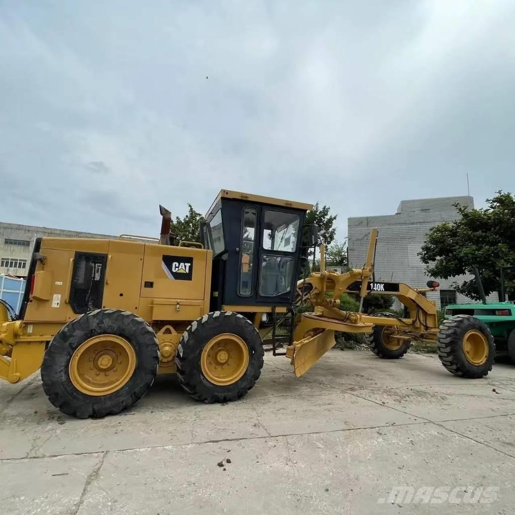 CAT 140K モーターグレーダー