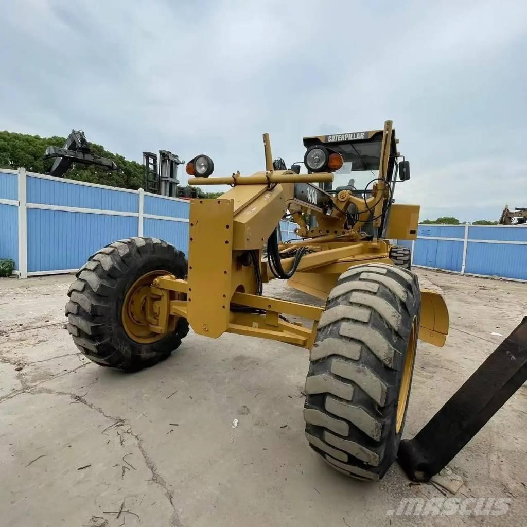 CAT 140K モーターグレーダー