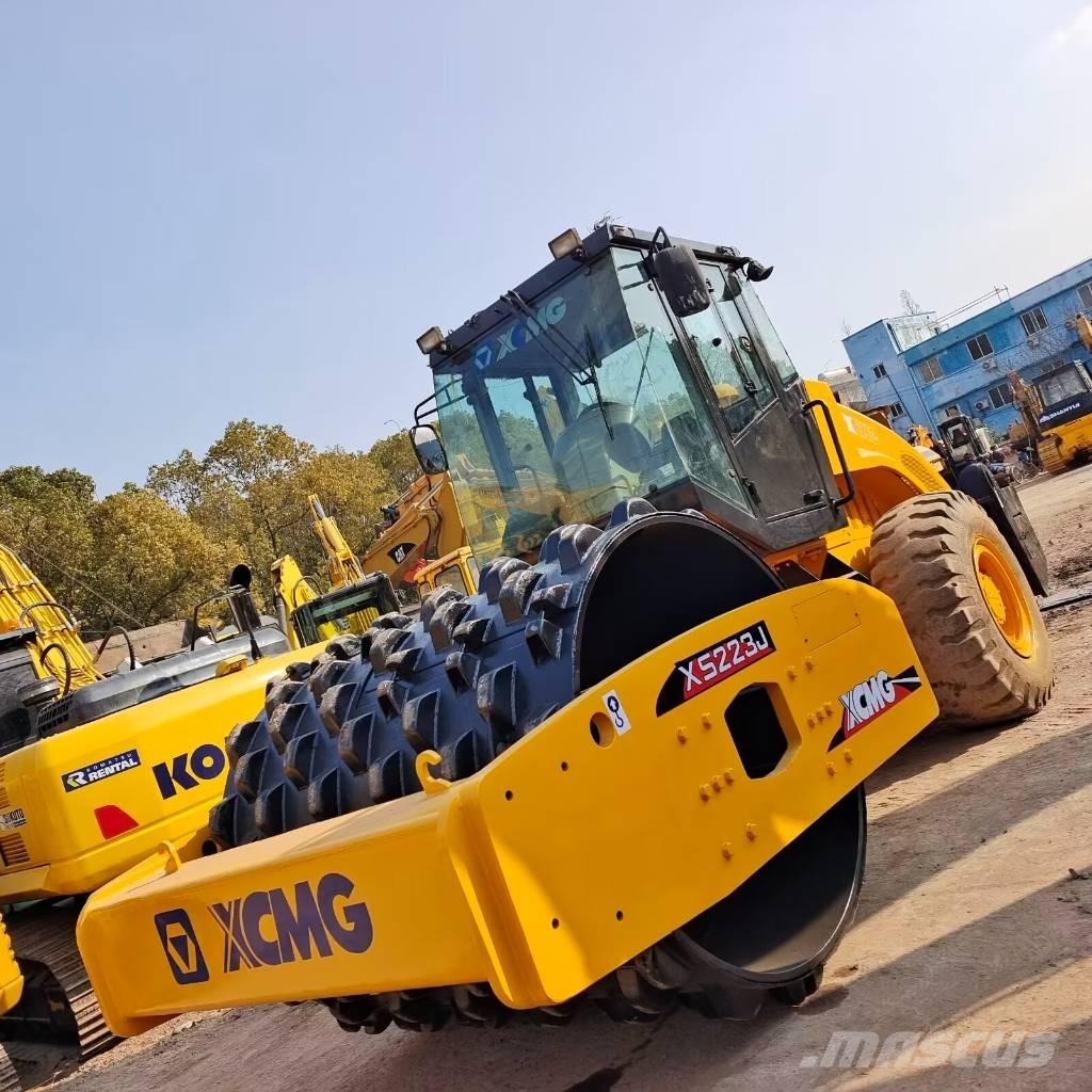 XCMG XS 223 J 振動ローラ