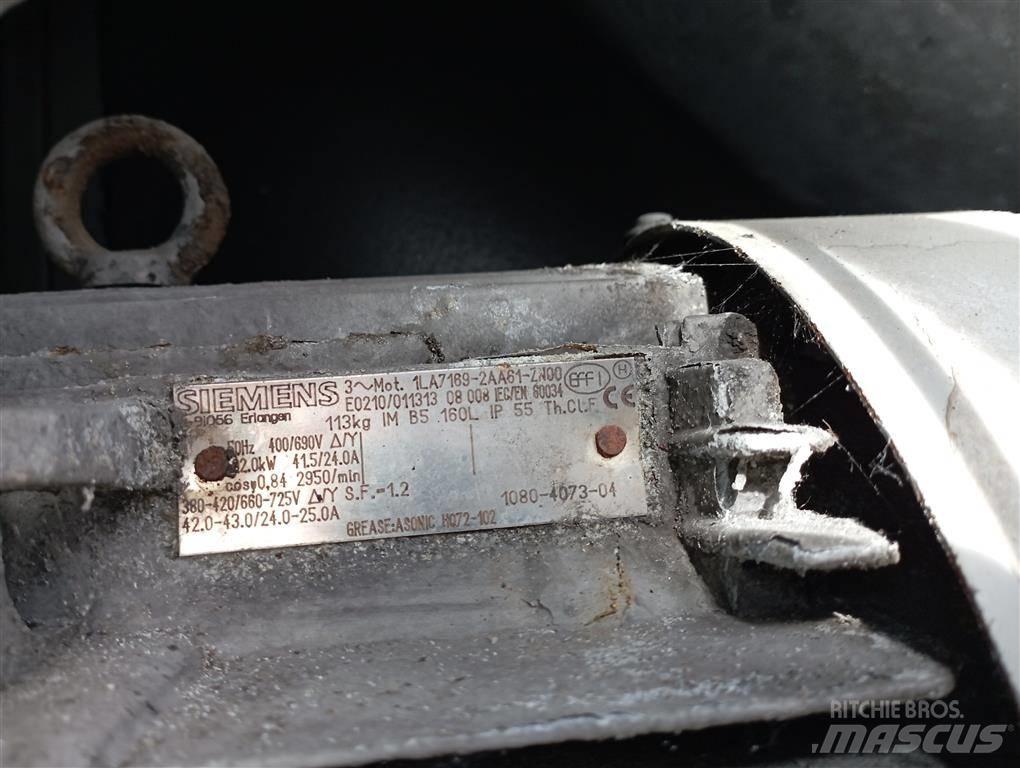 Atlas Copco GA 22 FF コンプレッサー