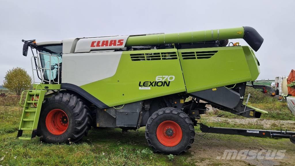 CLAAS Lexion 670 コンバイン