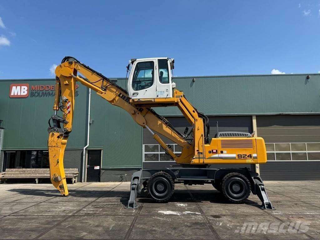 Liebherr A 924 C 廃棄物／工業産廃処理機