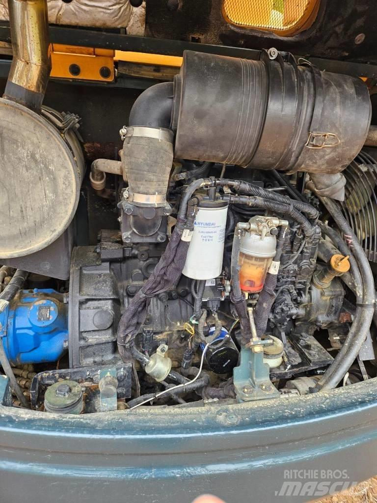 Hyundai Robex 55 ミニ油圧ショベル 7t以下（ミニユンボ・ミニディガー）