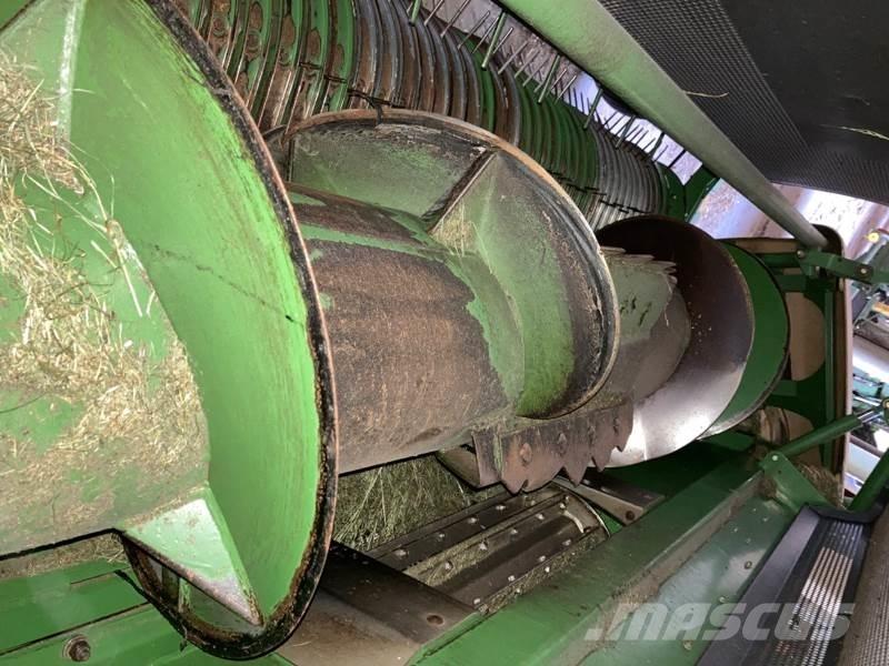 Krone Big X 800 フォレージハーベスター