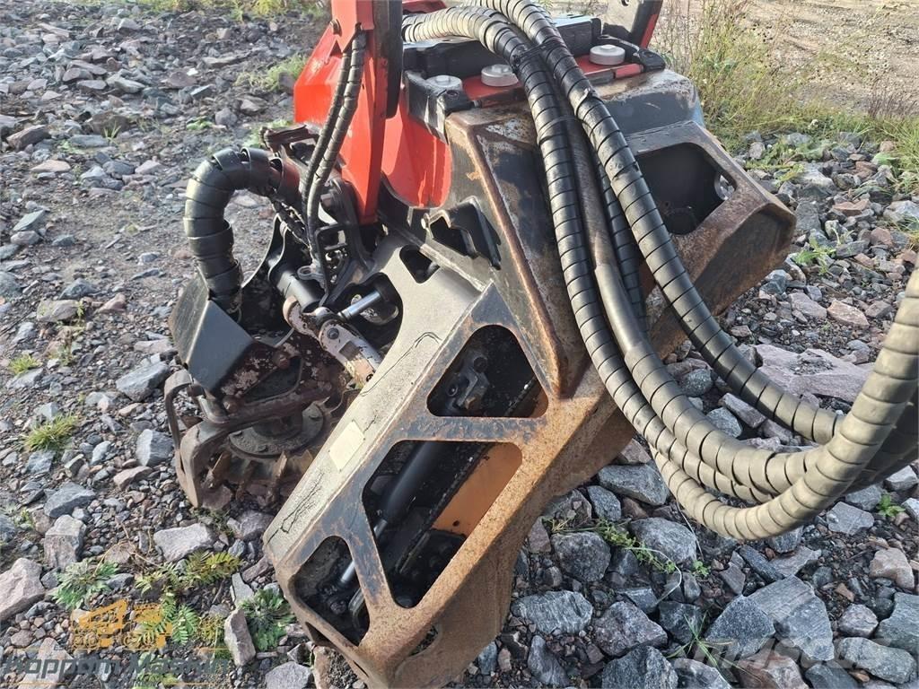 Komatsu c123 ハーベスタヘッド